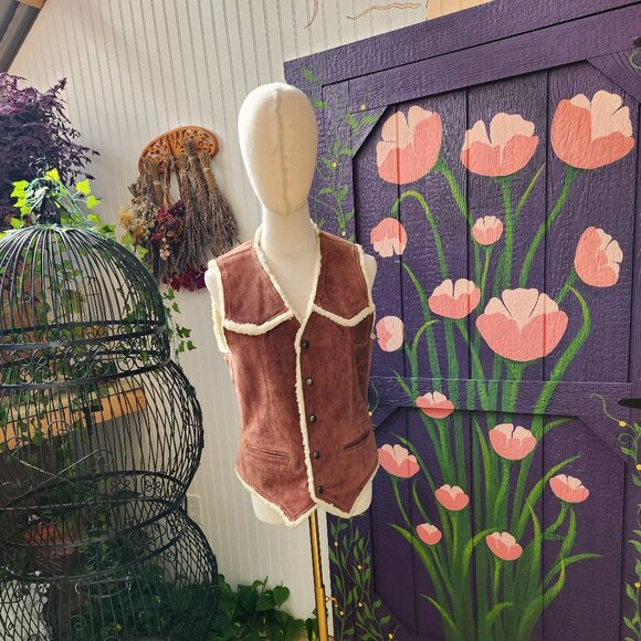 Vintage 1970's OUI Reversible Brown Leather & Sherpa Vest - Picture 1 of 16